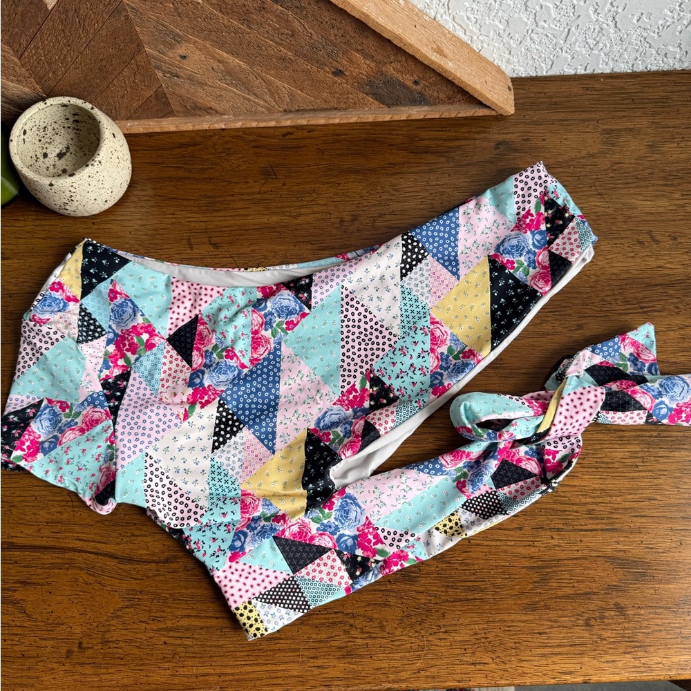Frankie's Bikinis Multicolor Patchwork PUCK ONE SHOULDER BIKINI TOP NWOT XL
